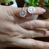 Flower Engraved toe-rings